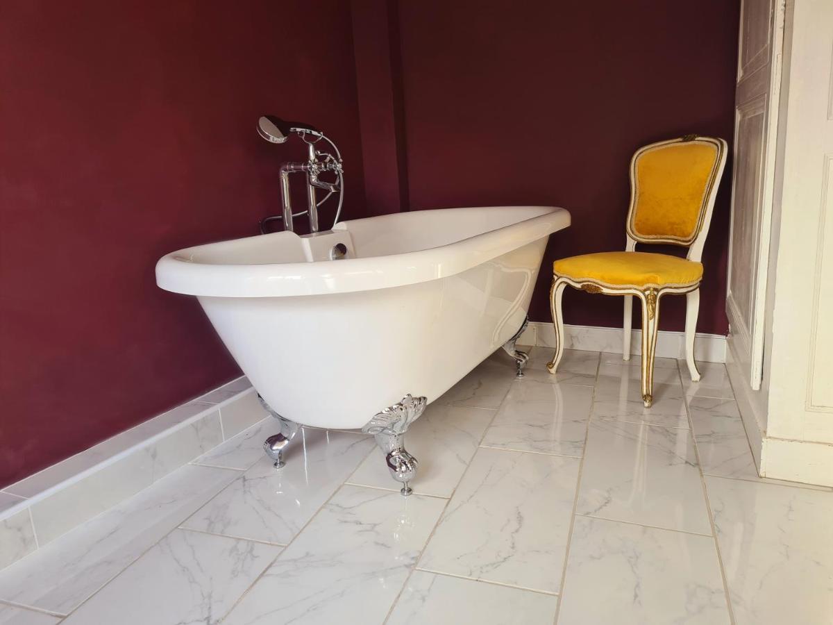 Maison Zola Bed & Breakfast Saint-Amand-Mont-Rond Dış mekan fotoğraf